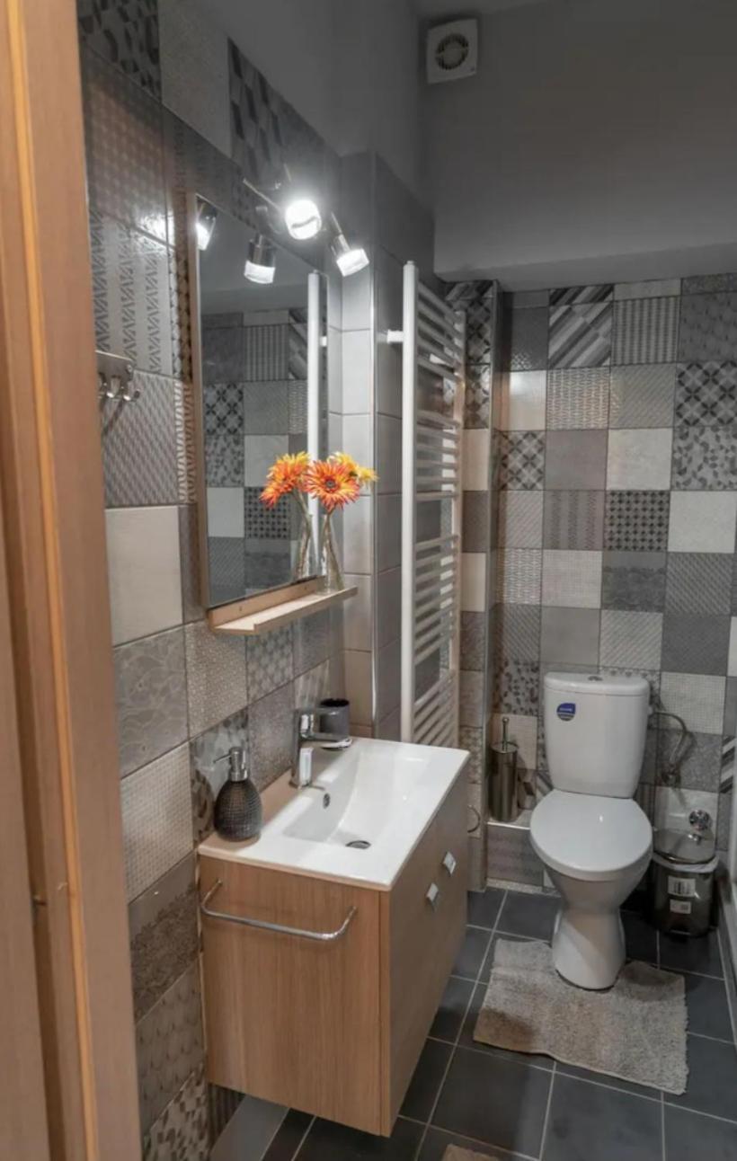 Elenis Cozy Apartment ลาริซา ภายนอก รูปภาพ